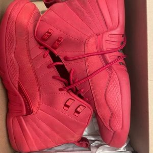 Retro Jordan 12’s Red